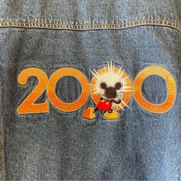 The Disney Store Vintage Mickey Mouse Denim Trucker Jacket Large 2000 Y2K - Picture 6 of 12